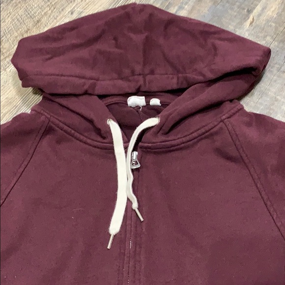 GAP Hoodie - Picture 2 of 7